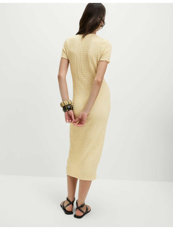 Marks & Spencer Трикотажни текстурирани миди прилепнали рокли с V-образно деколте Marks & Spencer