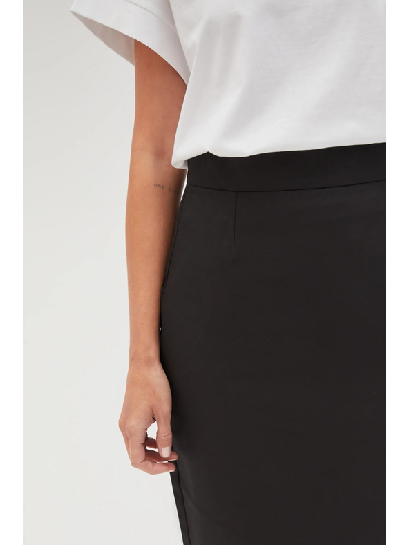 Moodo Дамска черна пола Moodo