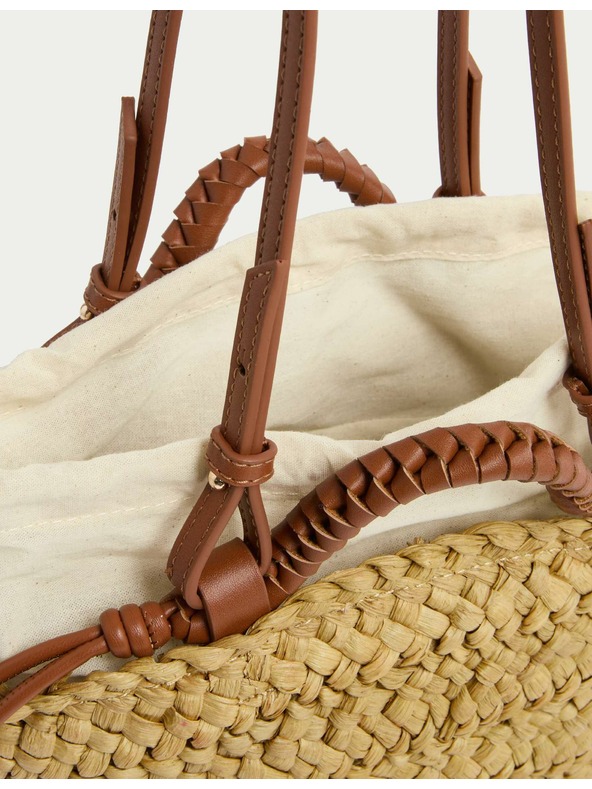 Marks & Spencer Сламена тъкана мини чанта през рамо с форма на кошница Marks & Spencer бежово