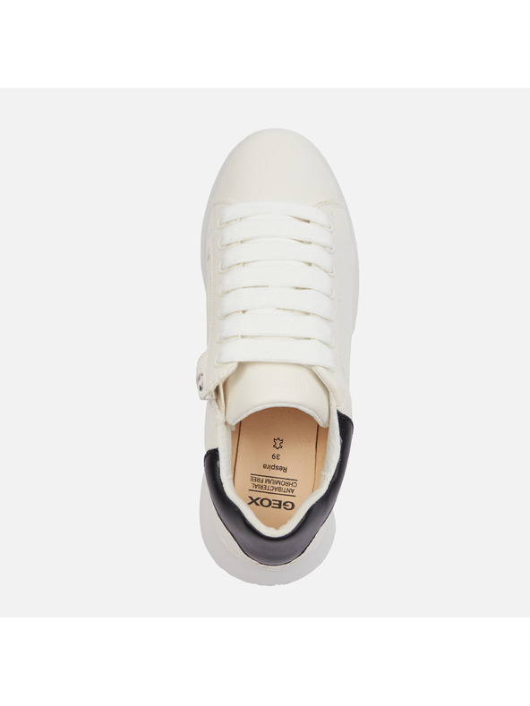 Geox Бели маратонки Geox Puffypop за момичета