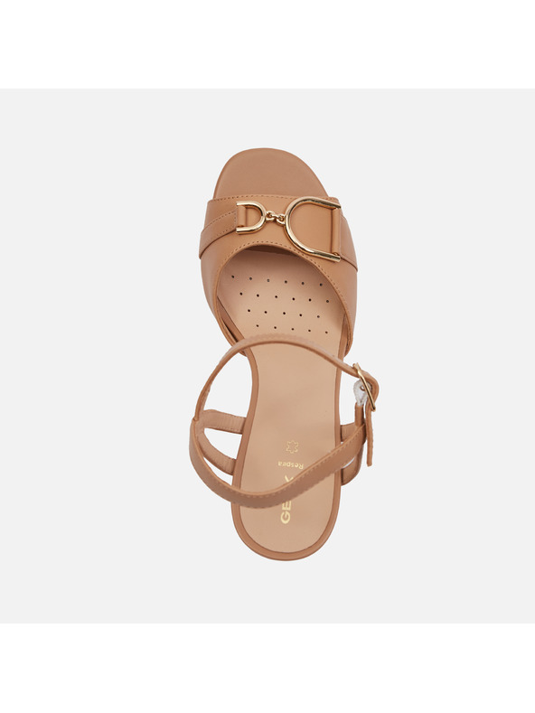 Geox Бежови дамски сандали Geox Neeraklia 80