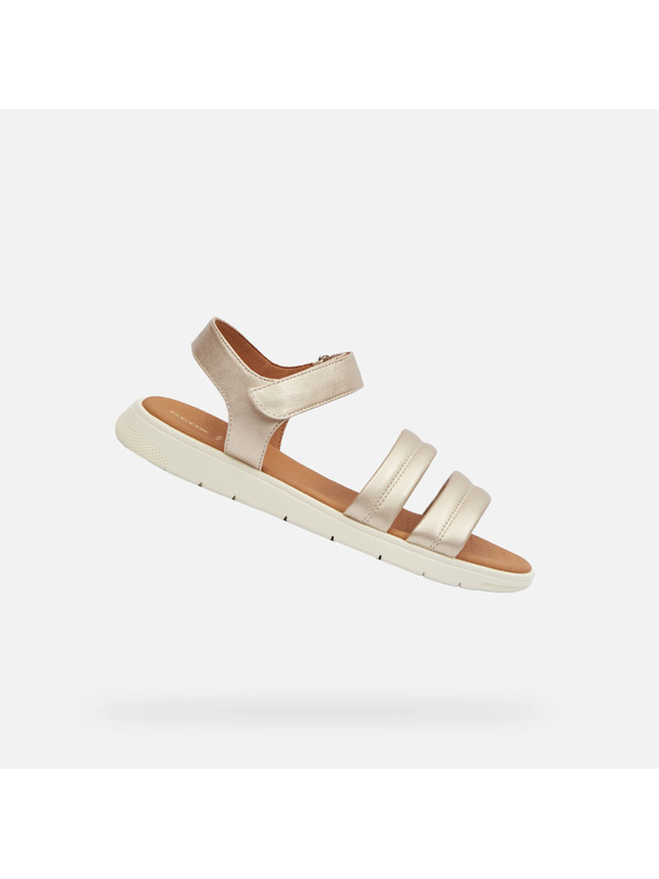 Geox Златни дамски сандали Geox Dandra