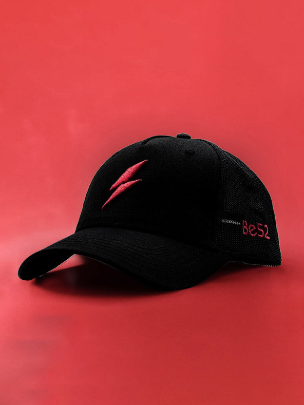 Be52 Be52 Bolt шапка премиум черна/червена