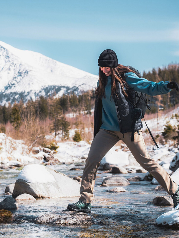 Horsefeathers Дамска жилетка Ester Horsefeathers - черна