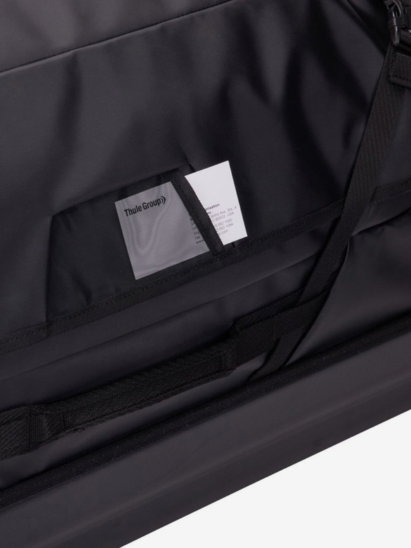Thule Черна пътна чанта Thule Chasm Duffel с ролка (110 л)