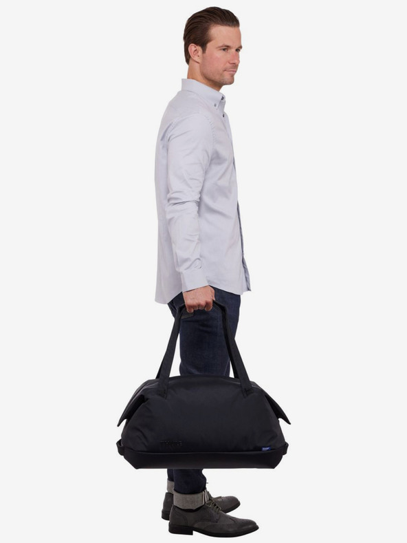 Thule Черна пътна чанта Thule Subterra 2