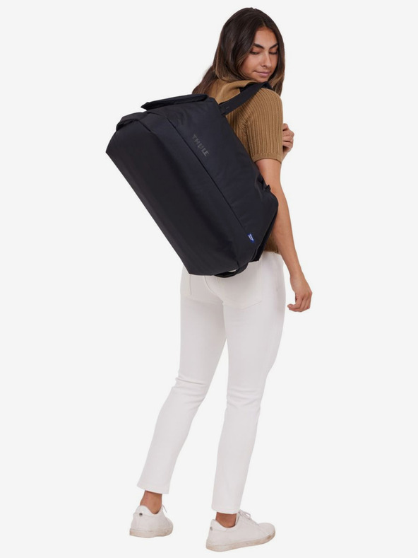 Thule Черна пътна чанта Thule Subterra 2