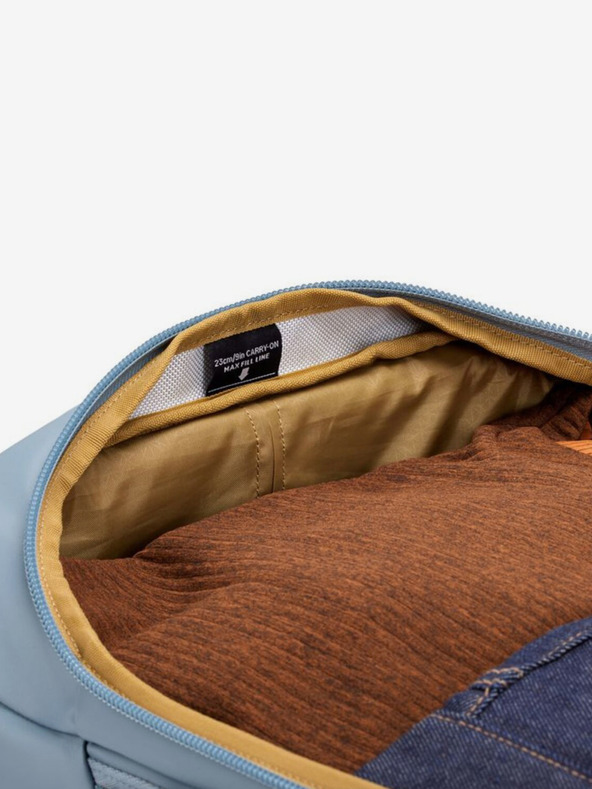 Thule Сива пътна чанта Thule Chasm Carry-on с ролка (40 л)