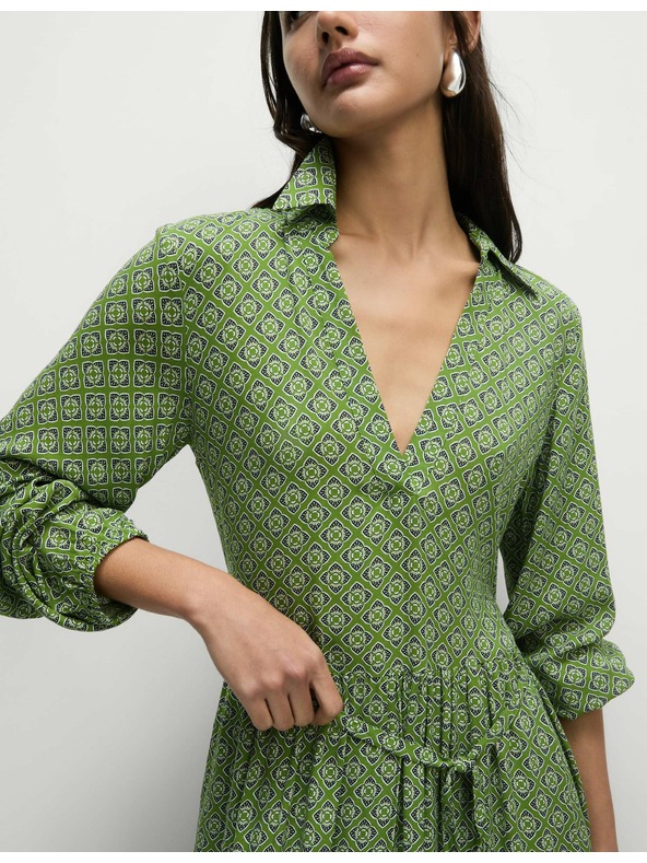 Marks & Spencer Риза с V-образно деколте с щампа Marks & Spencer зелена