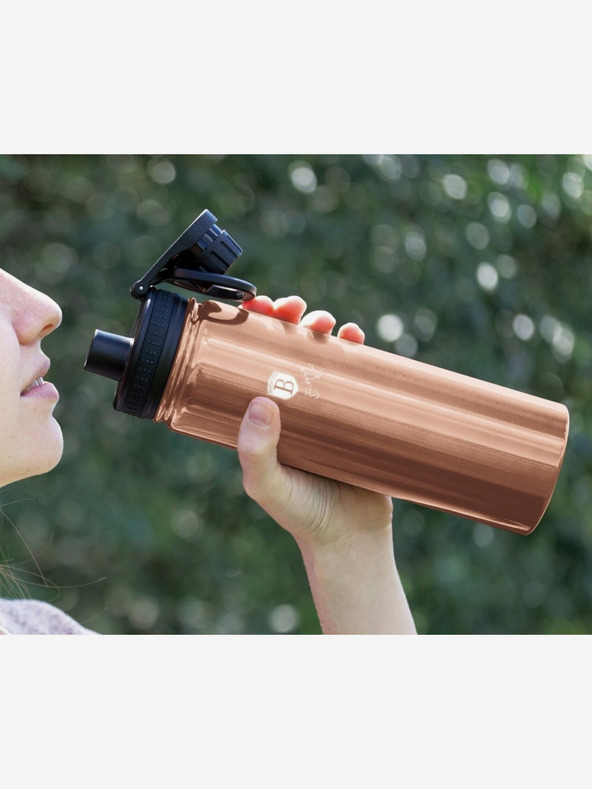 Berlingerhaus Спортна бутилка от неръждаема стомана 0,72 л BERLINGERHAUS Rosegold Metallic Line
