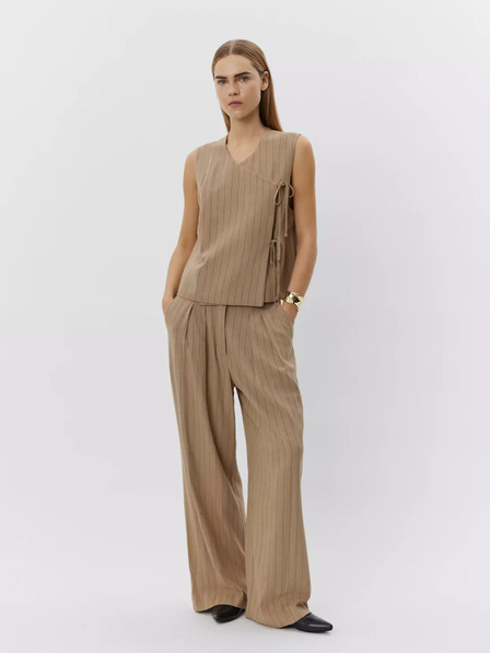 Sofie Schnoor Кафява дамска жилетка на райета Sofie Schnoor