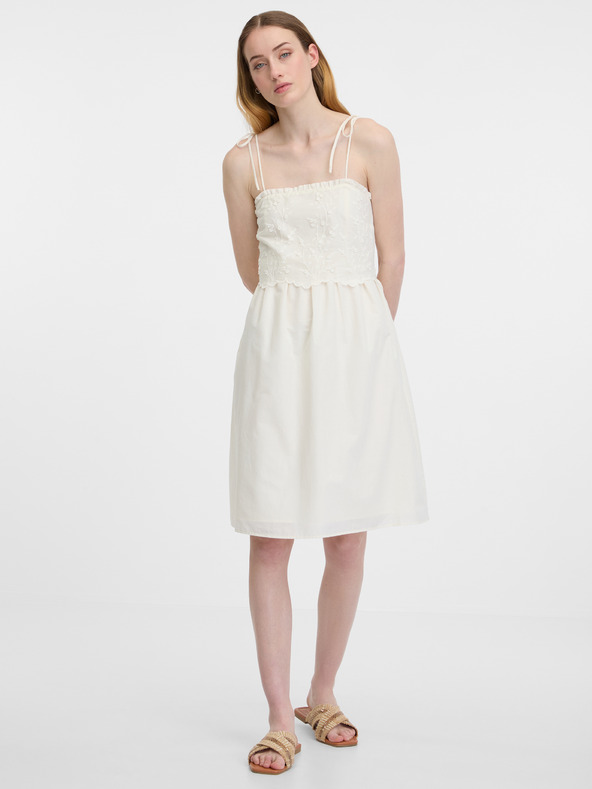 Orsay Кремава дамска рокля ORSAY