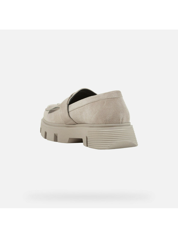 Geox Кремави дамски мокасини Geox Vilde