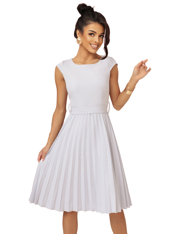 numoco LILA плисирана рокля с къс ръкав и колан