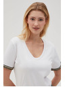 Moodo Бяла базова тениска с V-образно деколте