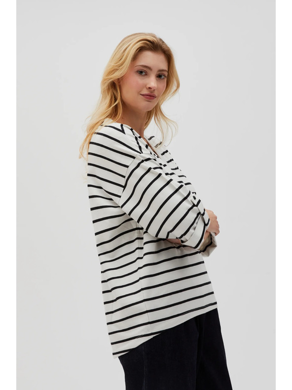 Moodo Бяло-черно райе свободна тениска