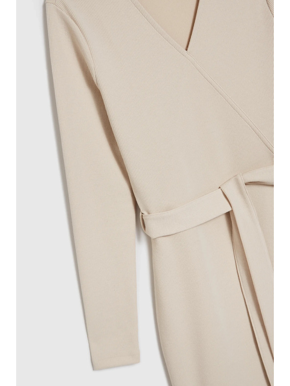 Moodo Светло бежова дамска рокля