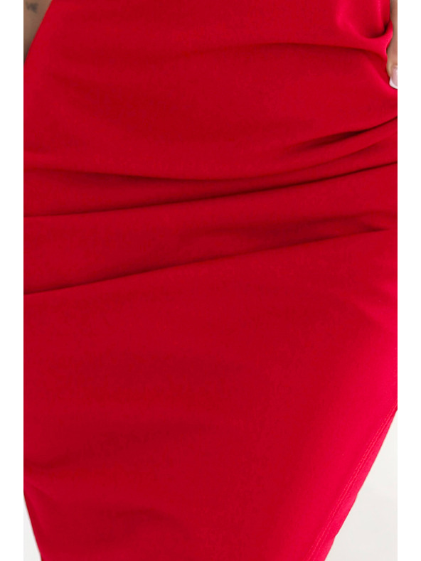 numoco Миди рокля CALLIE с голи рамене