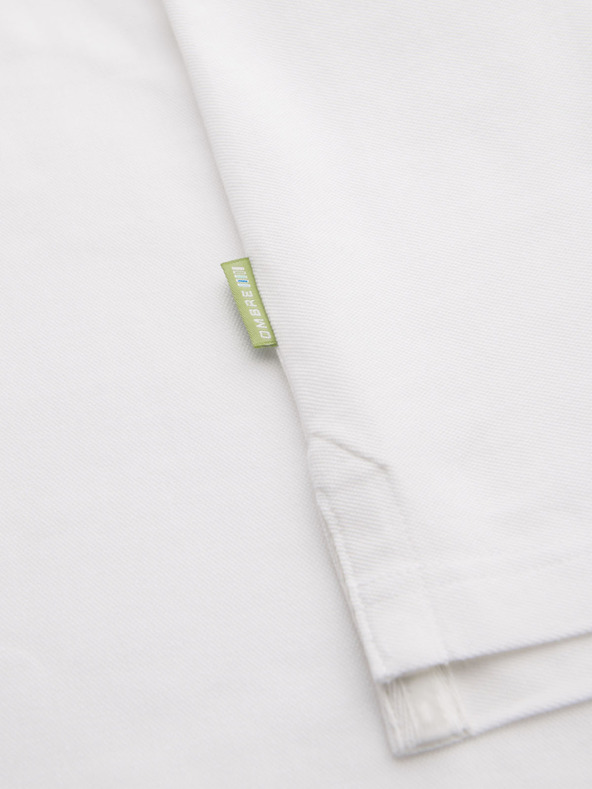 Ombre Clothing Памучна поло тениска от пике плетка - кремава