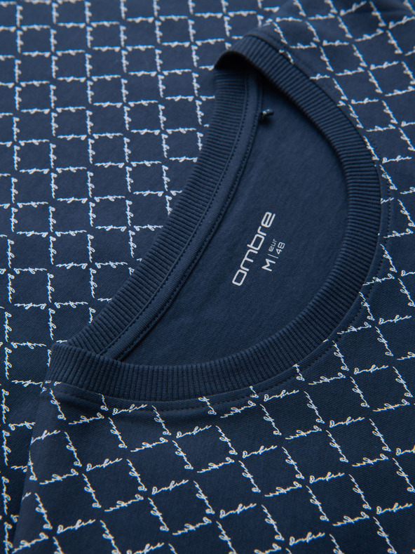 Ombre Clothing Мъжка плетена тениска с цялостен печат - тъмносиня
