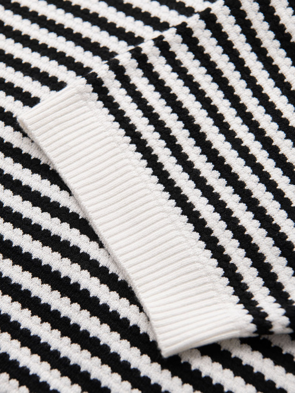 Ombre Clothing Мъжка плетена поло риза без копчета с морски ивици - черно-бяла