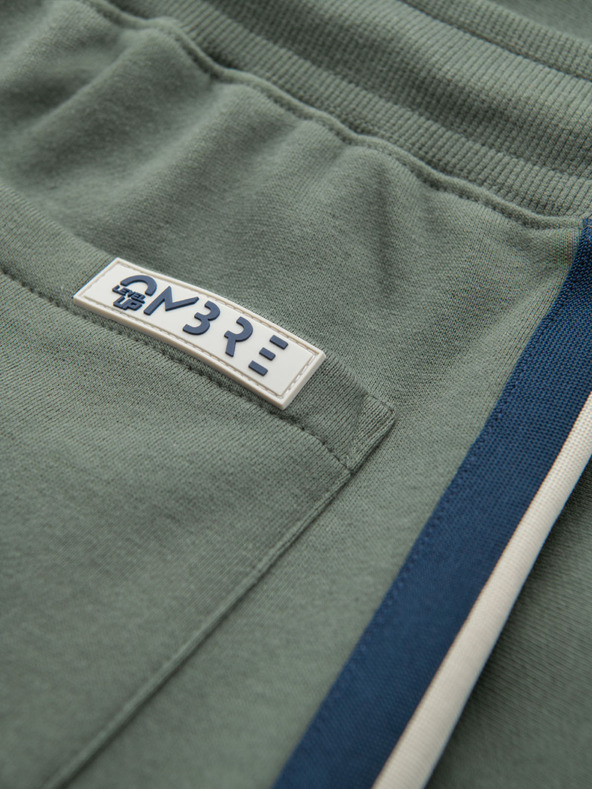 Ombre Clothing Мъжки суитшърт шорти с кант и ребрест колан - маслинено зелено