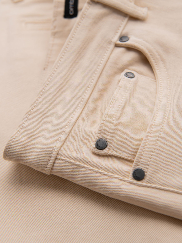 Ombre Clothing Мъжки дънкови шорти с подгъната крачол - кремаво