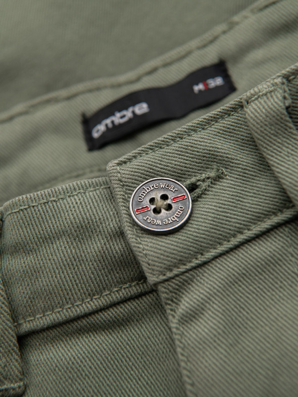 Ombre Clothing Мъжки класически дънкови шорти с подгъната крачол - светло маслинено зелено