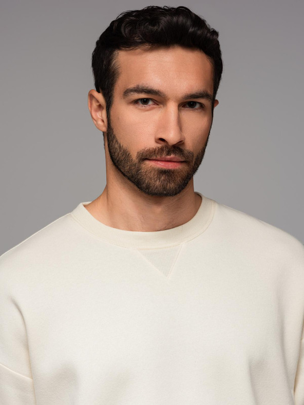 Ombre Clothing Класически унисекс суитшърт с кръгло деколте - кремав