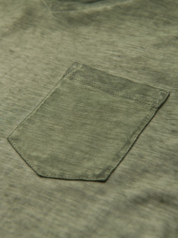 Ombre Clothing Мъжка памучна тениска с V-образно деколте и изтрит ефект - маслинено зелено