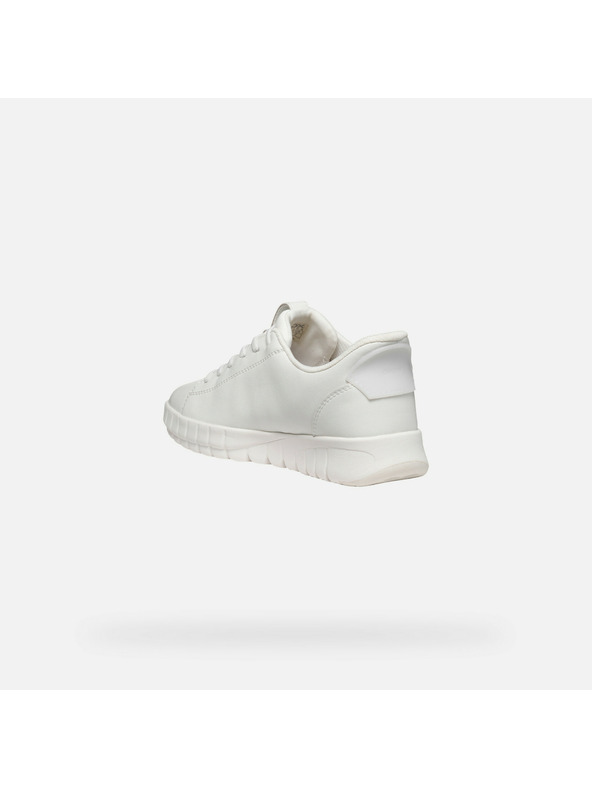 Geox Бели дамски маратонки Geox Flextride Plus