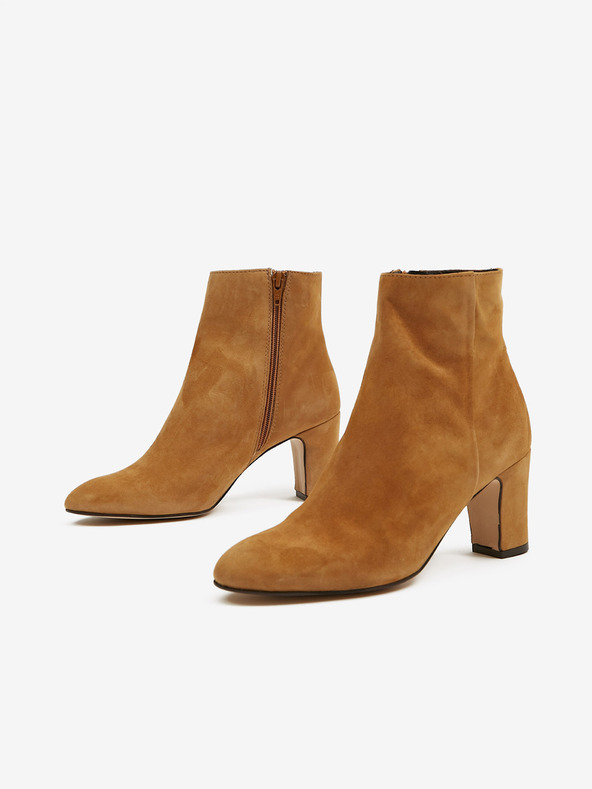 Ojju Кафяви велурени боти на ток OJJU