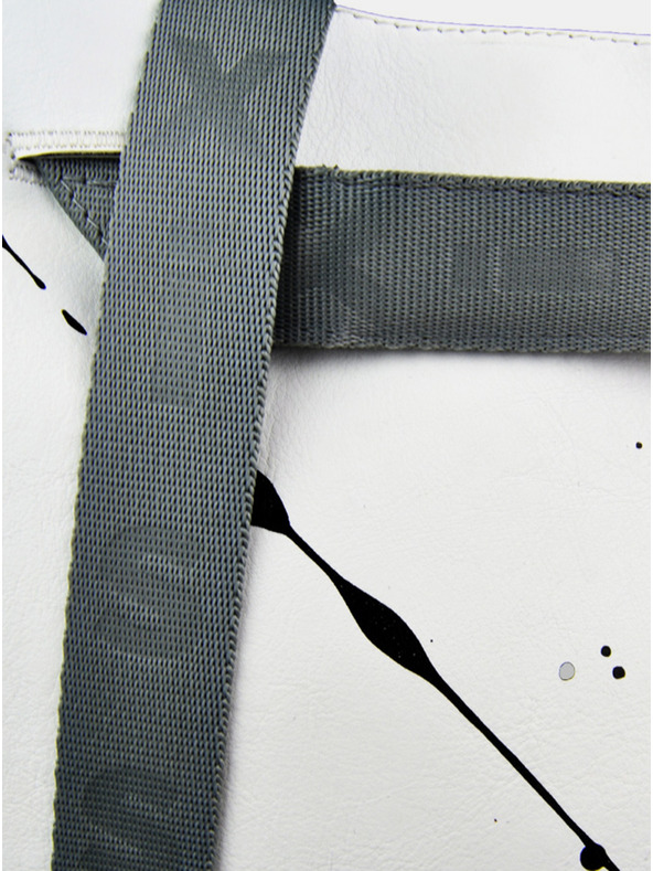 Xiss Бяла раница с шарка на жените Xiss Splashed White City Red