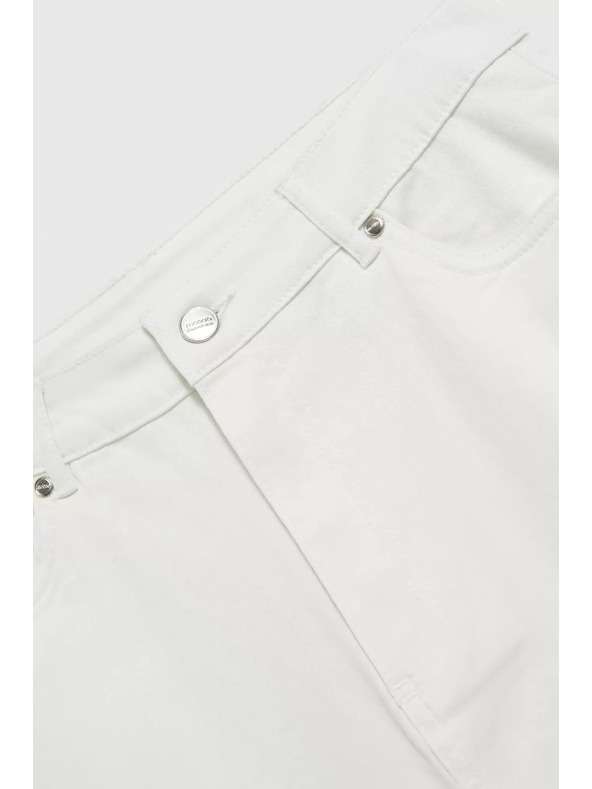 Moodo Дамски дънки Moodo – off white