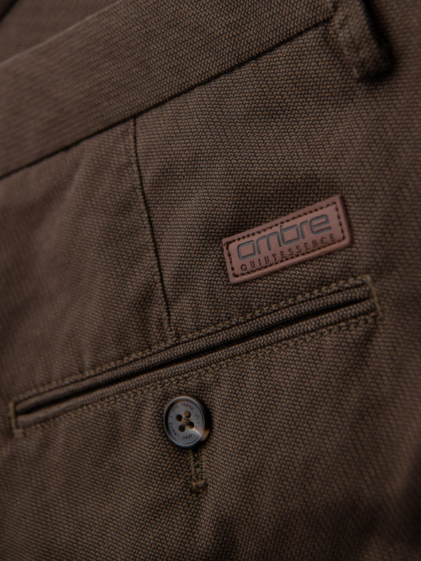 Ombre Clothing Мъжки чино панталони REGULAR FIT с фина структура - кафяви