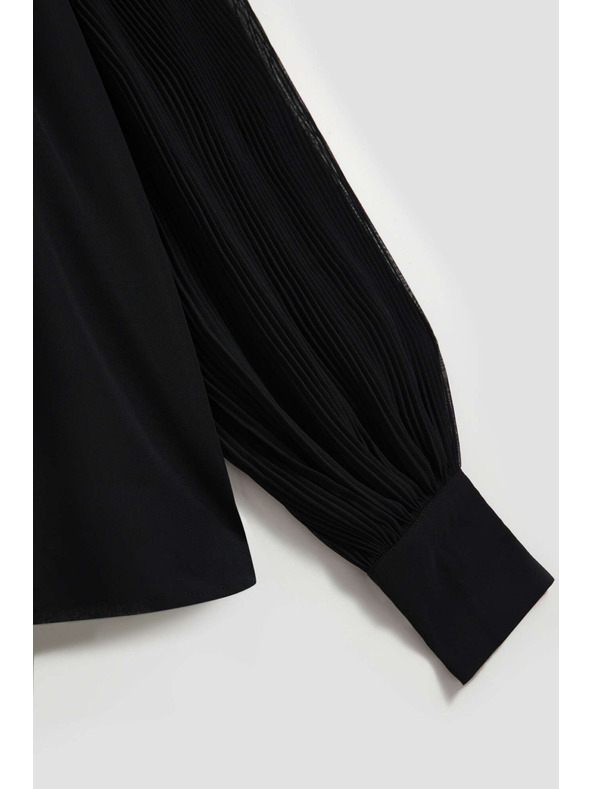 Moodo Черна блуза с прозрачни ръкави