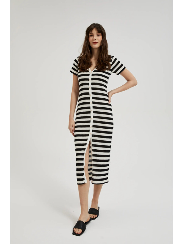 Moodo Раирани рокли