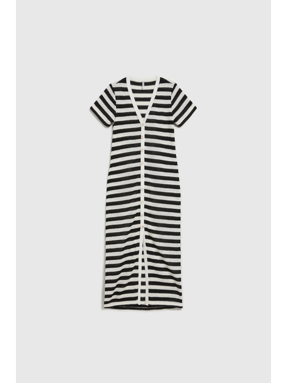 Moodo Раирани рокли