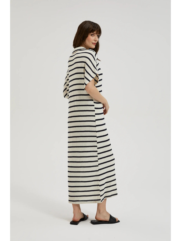 Moodo Свободни раирани рокли