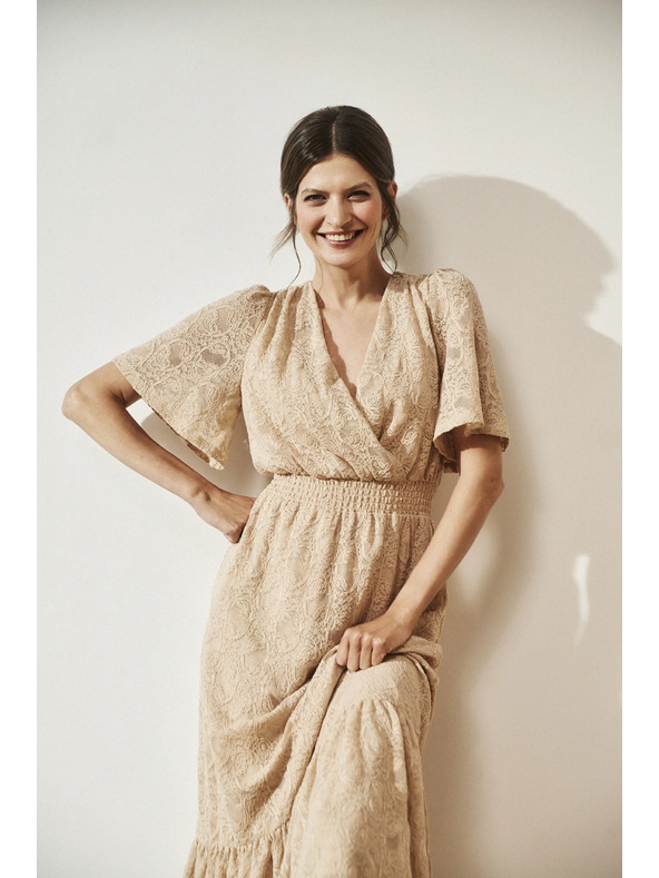 Moodo Кремави дантелени макси рокли