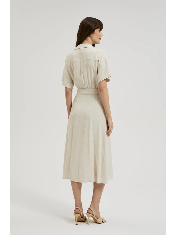 Moodo Бежова рокля с колан