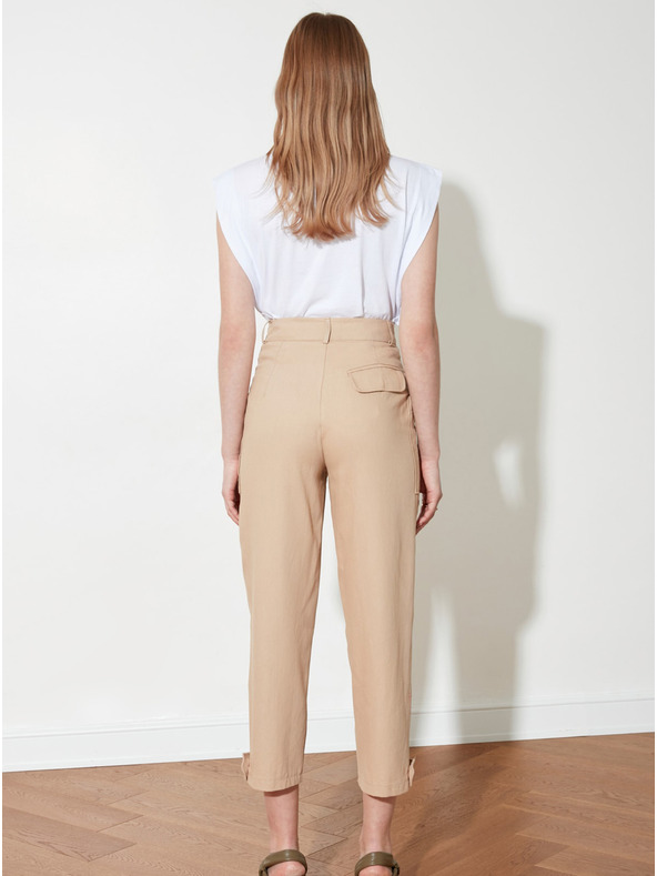 Trendyol Бежов дамски панталон с джобове Trendyol