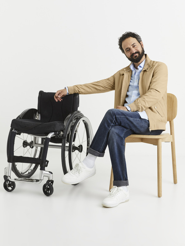 Celio Бежово леко яке Celio Vucotton