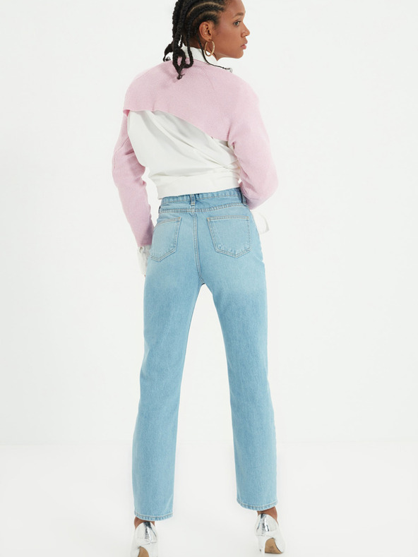 Trendyol Светлосини дънки с моминска кройка и разкъсан ефект Trendyol