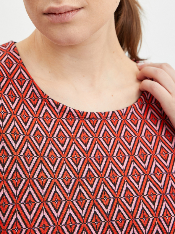 Orsay Червена дамска тениска с десен ORSAY