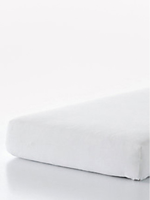 Good Morning 60x120 Бял предпазен чаршаф Good Morning