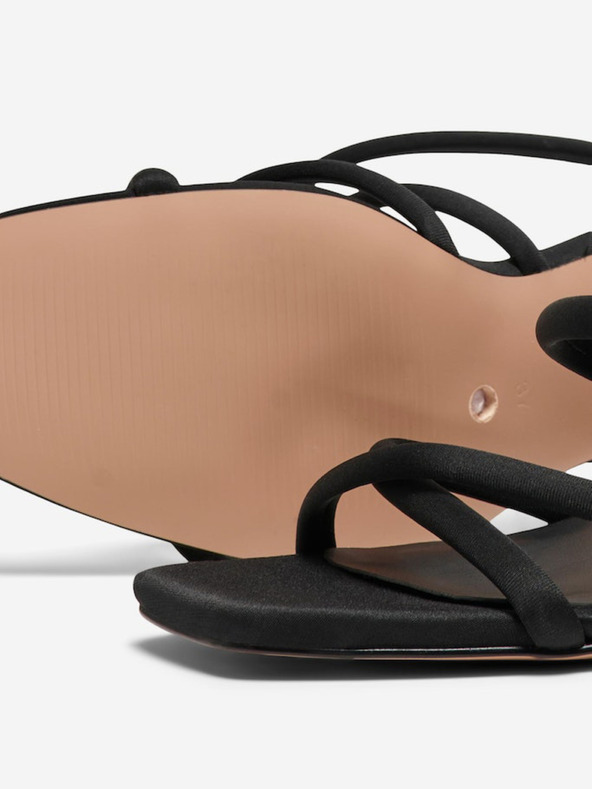 ONLY Черни дамски сандали на ток ONLY Amina-1