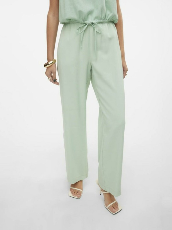 Vero Moda Светлозелен дамски панталон с широки крачоли от VERO MODA Carmen