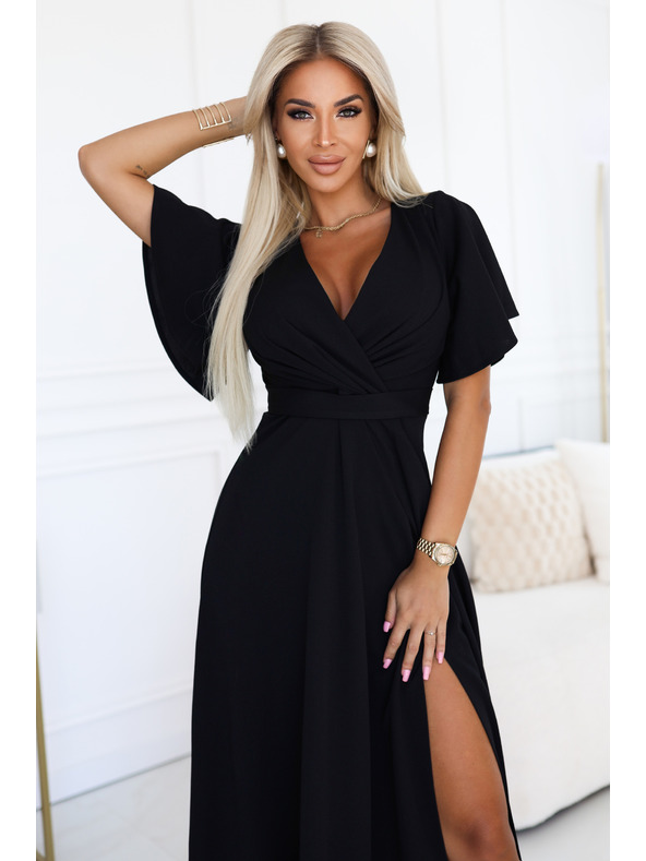 numoco Дълга рокля JENNIFER с цепка - черна