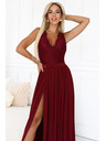 numoco Дълга рокля LEA с дантелено деколте и цепка - винено червена